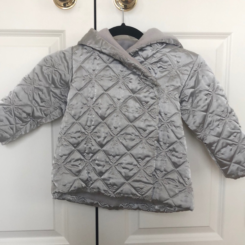 Gap kids Silver snowflake jacket 4T